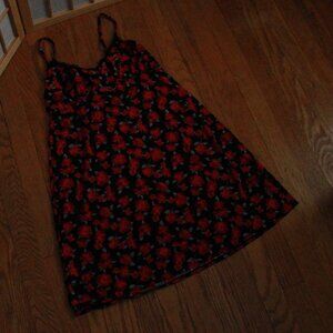Marilyn Monroe Intimates Floral Print Stretch Nightgown